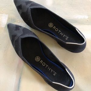 Rothys 8.5 Camouflage black/ gray flat shoes